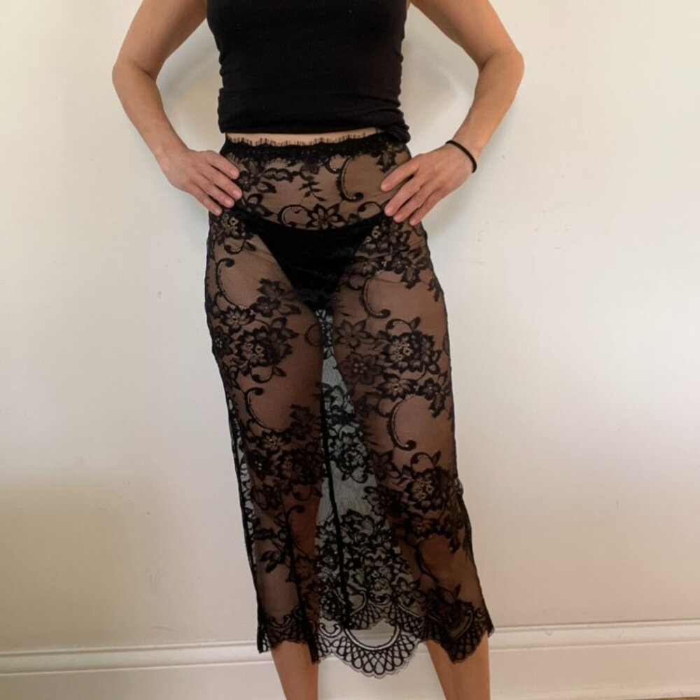 Forever 21 "Sheer Lace Scalloped Midi Skirt"